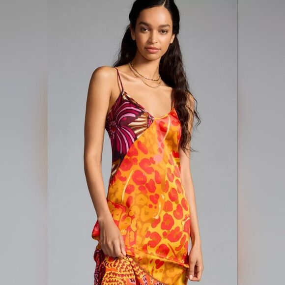 Farm Rio Anthropologie Printed Slip Dress In Red Motif Size Medium NWT - Picture 5 of 5